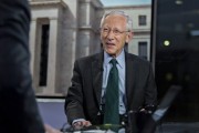 亳州宏观经济学教授兼实践者Stanley Fisher逝世 曾培养全球多位经济决策者
